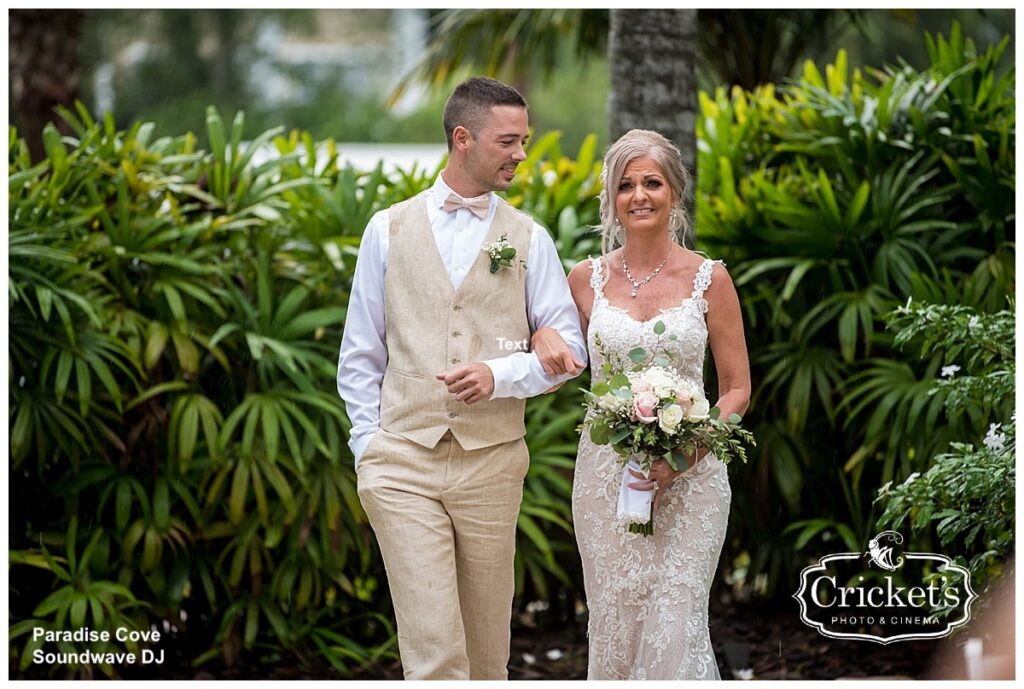 Paradise Cove - orlando wedding venue - orlando wedding dj - orlando dj - soundwave entertainment - soundwave dj - orlando dj company