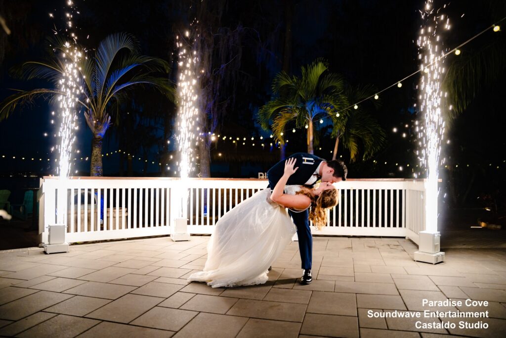 Kissing-Newlyweds-with-Sparklers