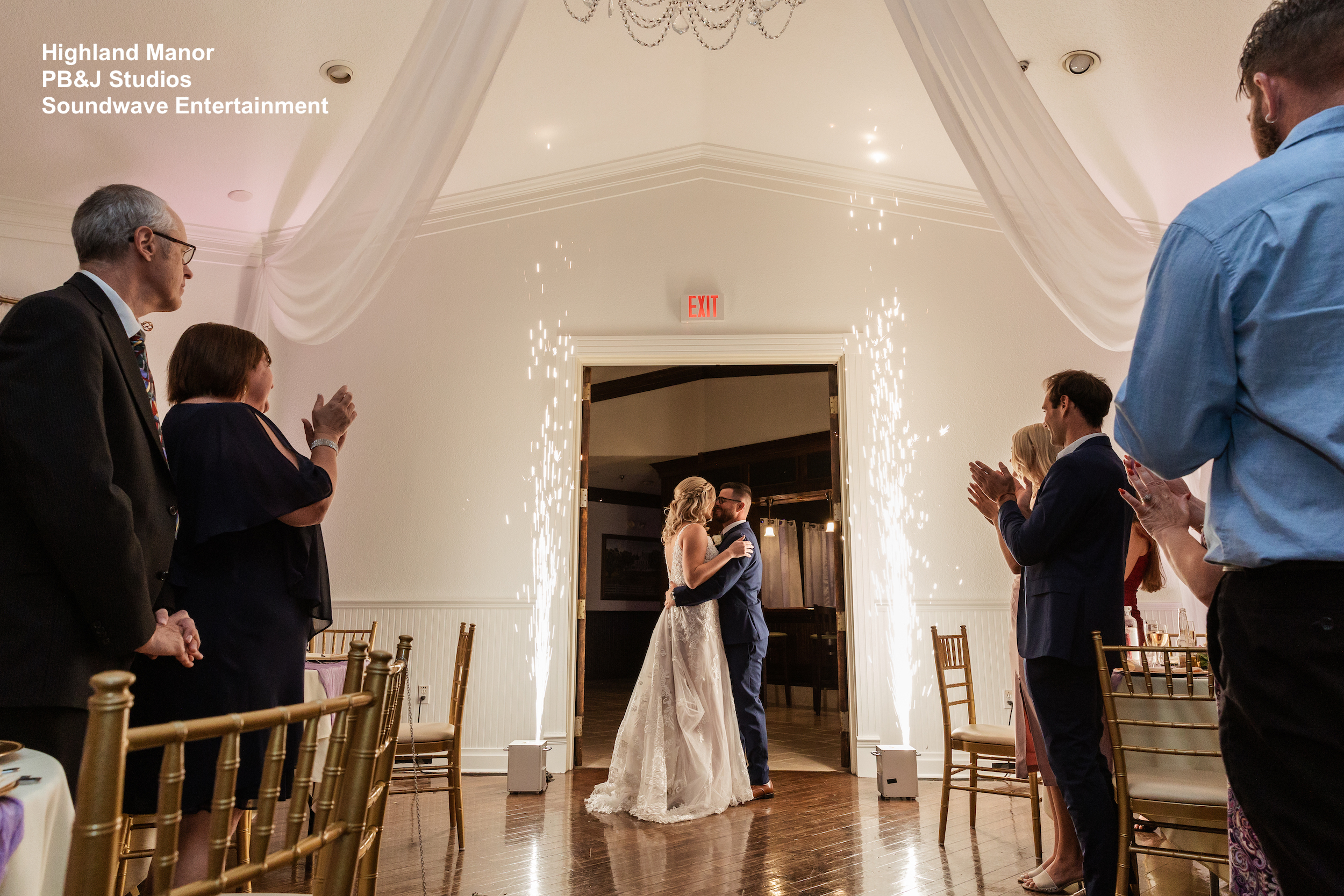 Welcoming-The-Newlyweds-Into-Reception-Room-Sparkling-Fountains