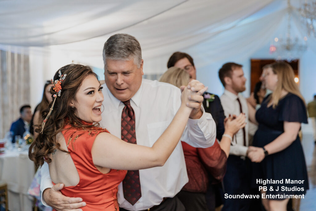 Bride-Dancing-With-Father